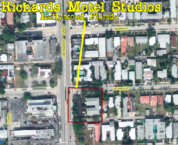 Ojo de Aguila:: Richard's Motel Studios, Hollywood, Florida.